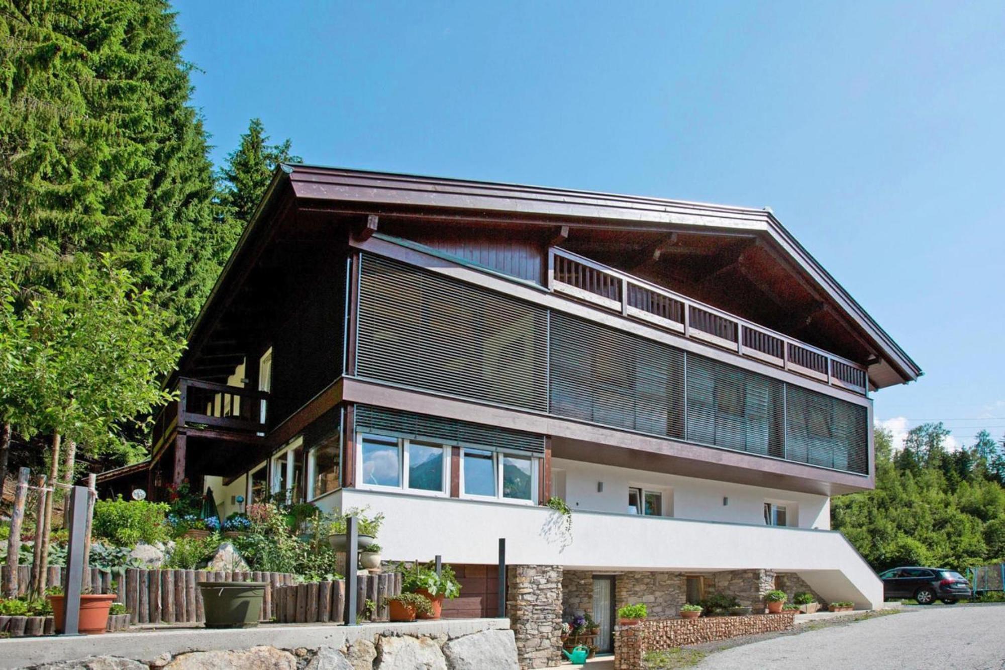 Apartment In Neukirchen With A Balcony Neukirchen am Großvenediger Buitenkant foto